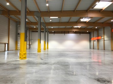 logistics - Light Industrial Premises / Offices For Rent - featured