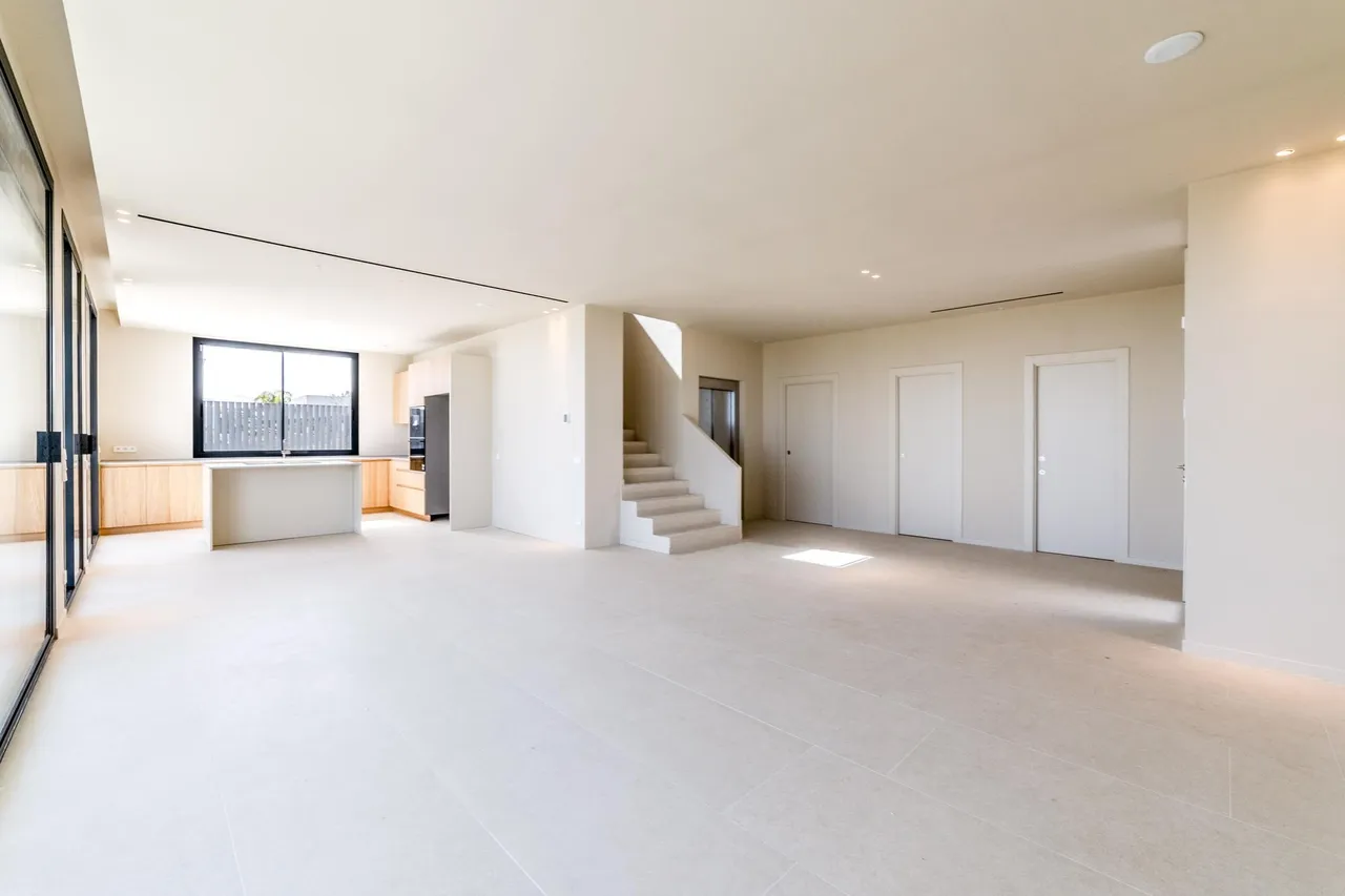 living - 305m² house / villa for sale in La Plana, Barcelona - gallery - 10