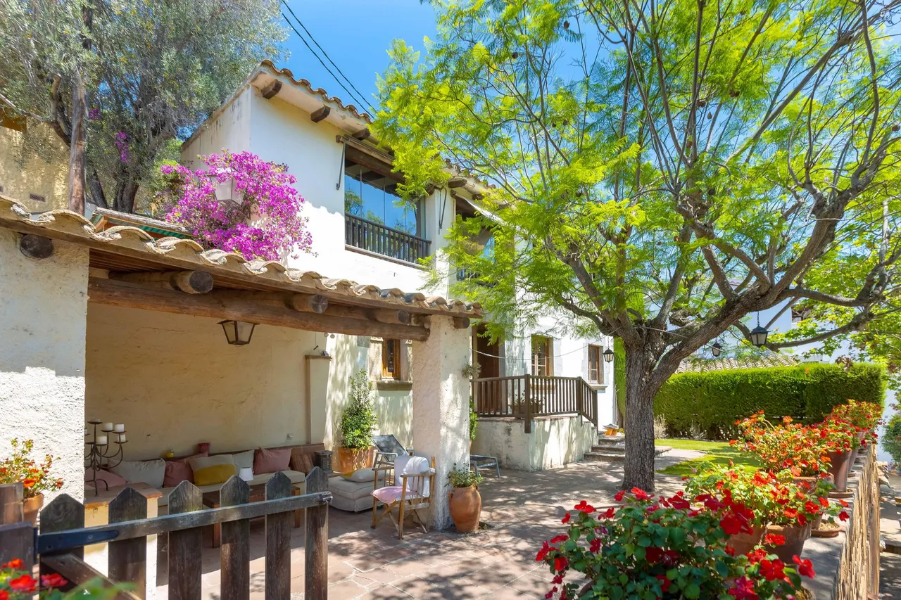 living - 232m² country house for sale in Cabrils, Barcelona - gallery - 2