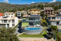 living - 510m² house / villa for sale in Bay of Roses, Costa Brava - gallery thumbnail - 3