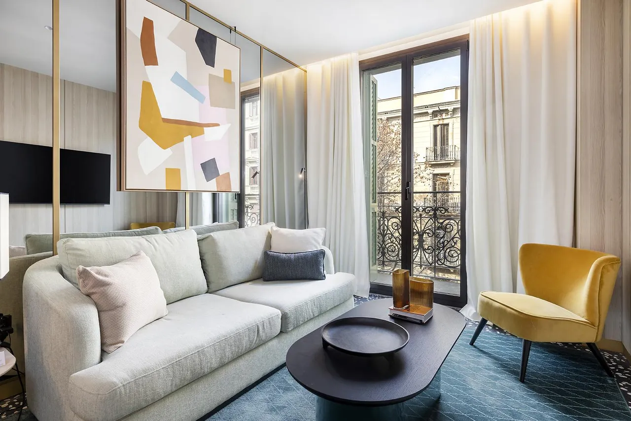 living - Piso de 45m² en alquiler en Eixample Derecho, Barcelona - gallery - 5