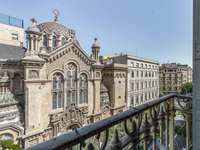 living - 141m² apartment for sale in Eixample Right, Barcelona - gallery thumbnail - 1