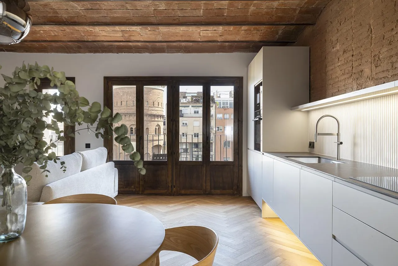 living - 104m² apartment with 15m² terrace for sale in Eixample Right - gallery - 5