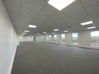 logistics - Activités / Bureaux À Louer - gallery thumbnail - 8