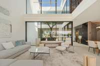 living - Casa / villa de 373m² con 240m² terraza en venta en Milla de Oro - gallery thumbnail - 2