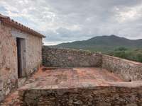 living - Casa rural de 805m² en venta en Alt Empordà, Girona - gallery thumbnail - 9