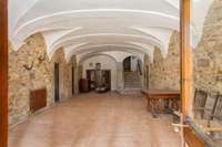 living - Casa rural de 2,460m² en venta en El Gironés, Girona - gallery thumbnail - 6