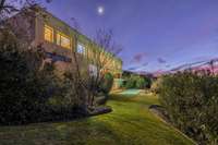 living - Casa / villa de 975m² en venta en Ciudalcampo, Madrid - gallery thumbnail - 3