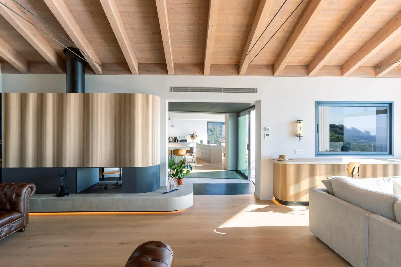 living - 712m² house / villa for sale in Cabrils, Barcelona - gallery - 8