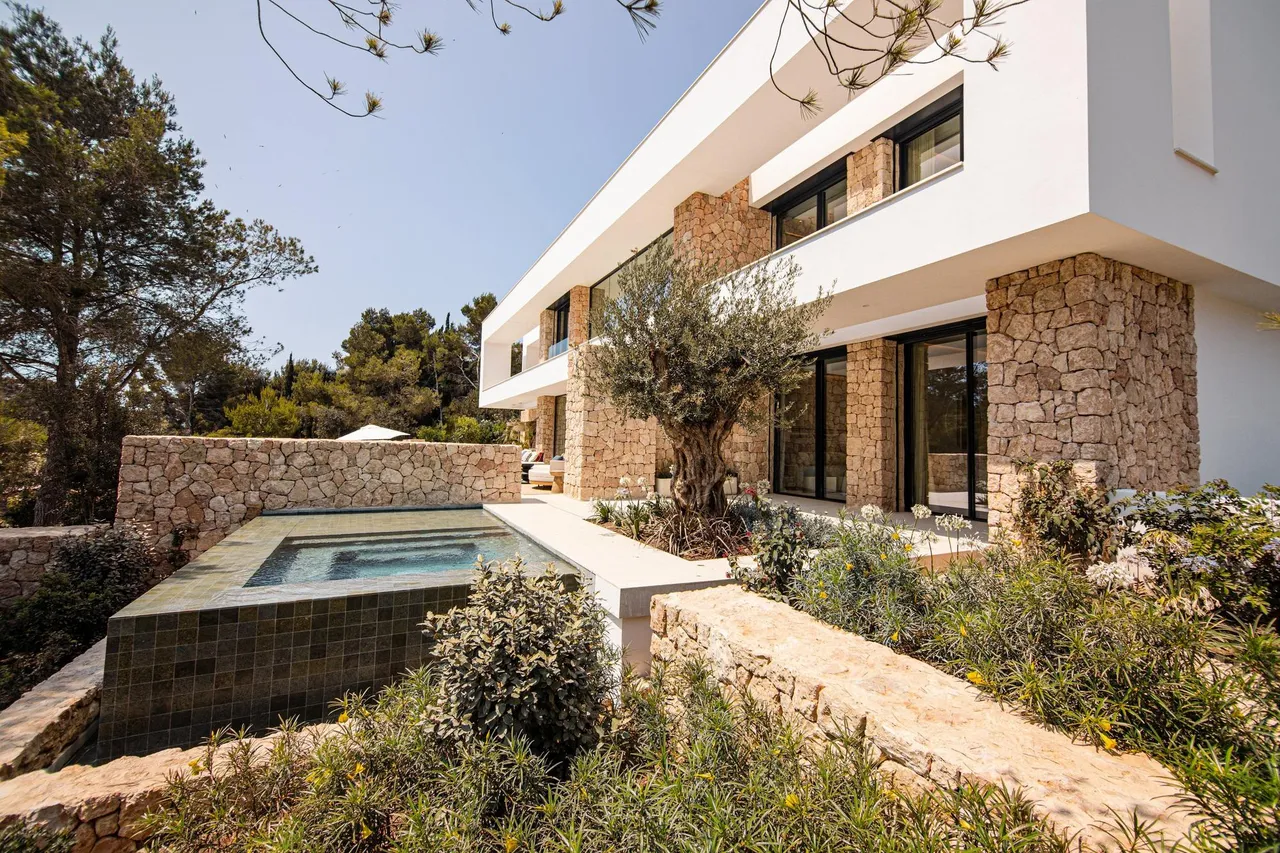 living - Luxury Villas Roca Llisa - gallery - 4