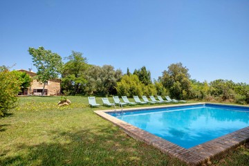 living - Casa rural de 627m² en venta en El Gironés, Girona - featured