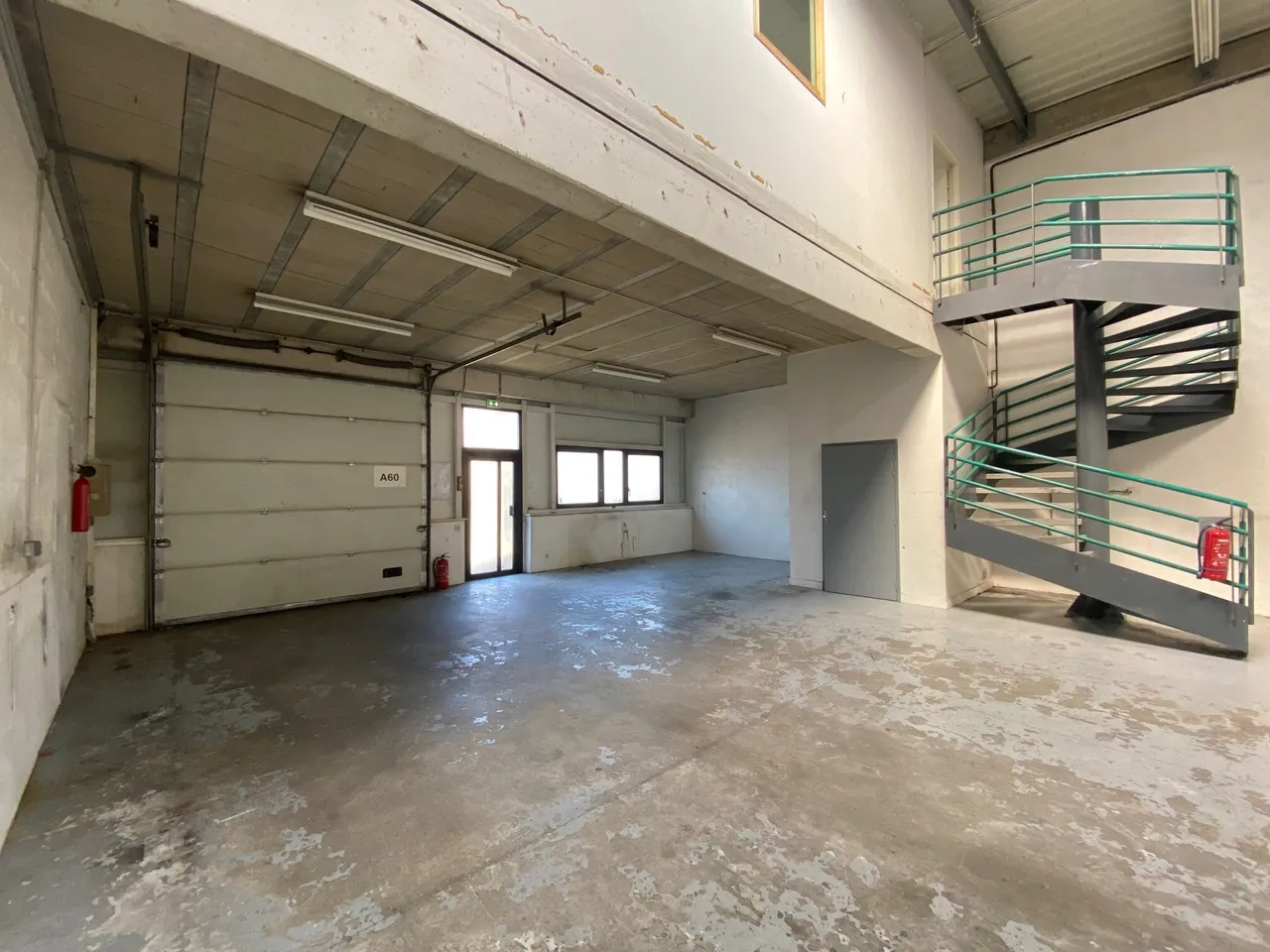 logistics - Activités / Bureaux À Louer - gallery - 5