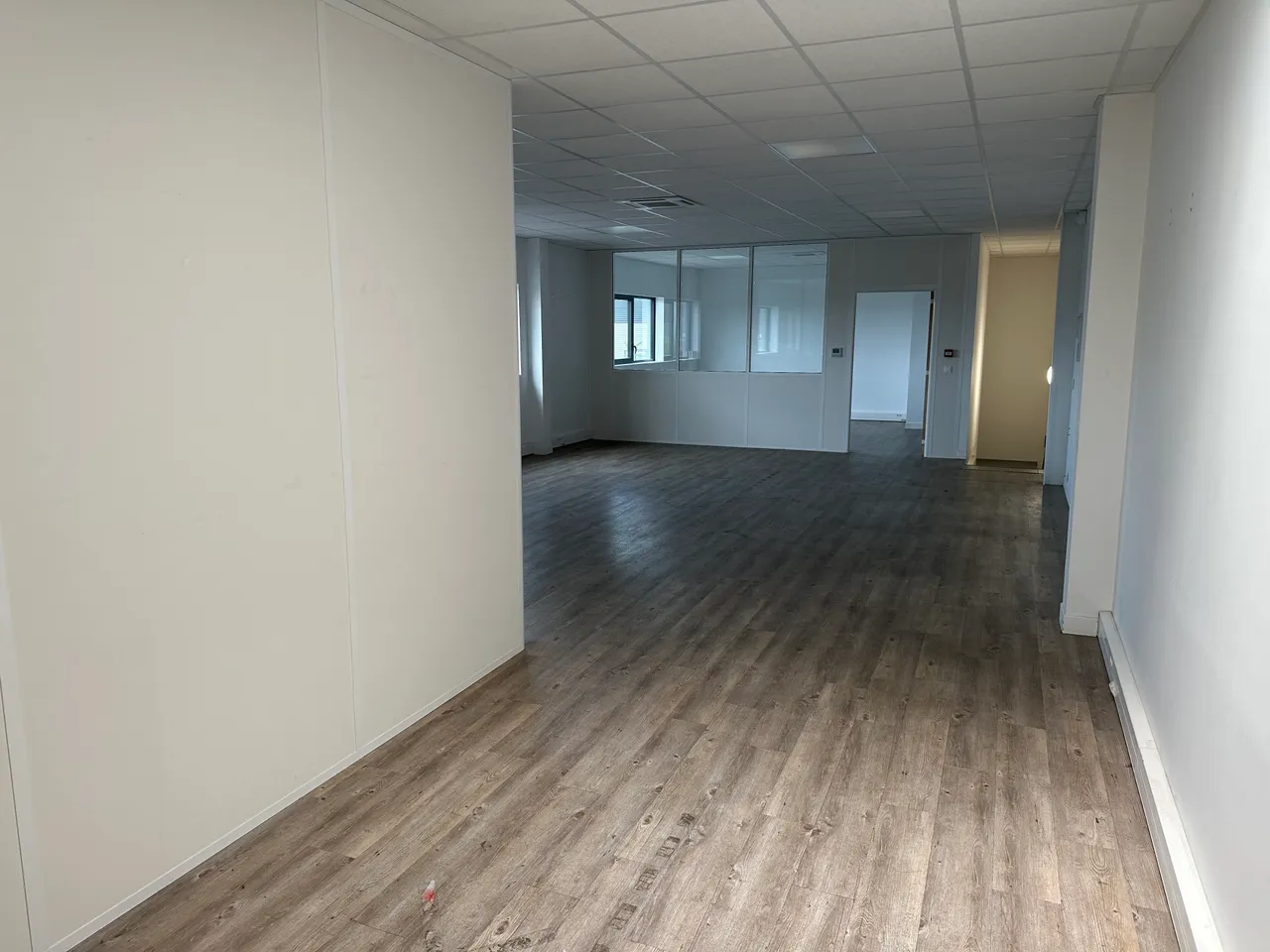 logistics - Activités / Bureaux À Louer - gallery - 7
