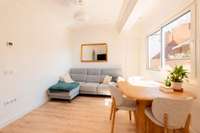 living - Piso de 82m² en venta en Fuente del Berro, Madrid - gallery thumbnail - 5