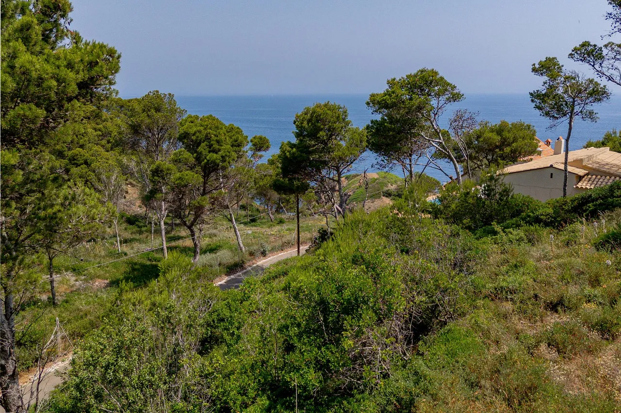 living - 756m² plot for sale in Sa Tuna, Costa Brava - gallery - 10