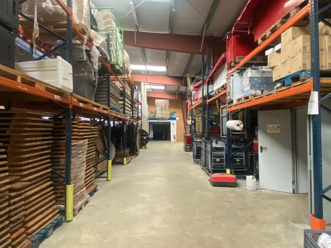 logistics - Light Industrial Premises / Offices For Rent - gallery - 4