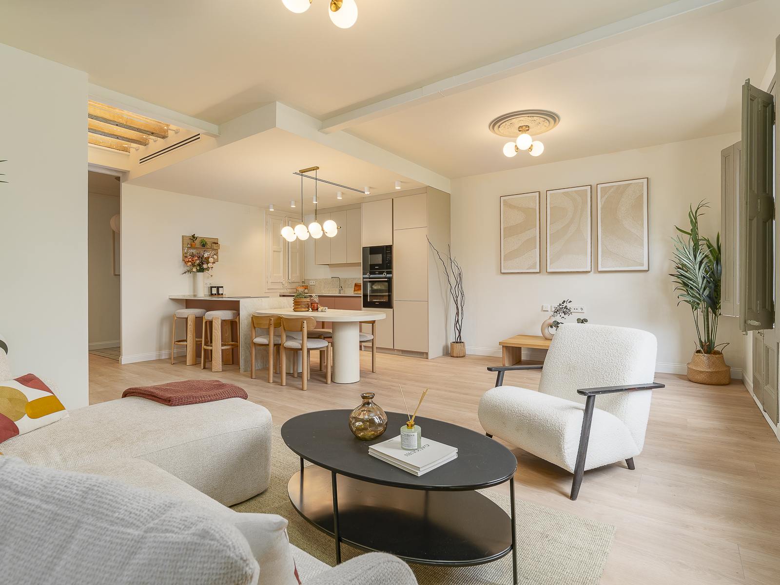 living - Piso de 135m² con 7m² terraza en venta en El Born - gallery thumbnail - 7