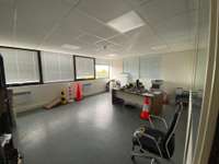 logistics - Light Industrial Premises / Offices For Rent - gallery thumbnail - 6
