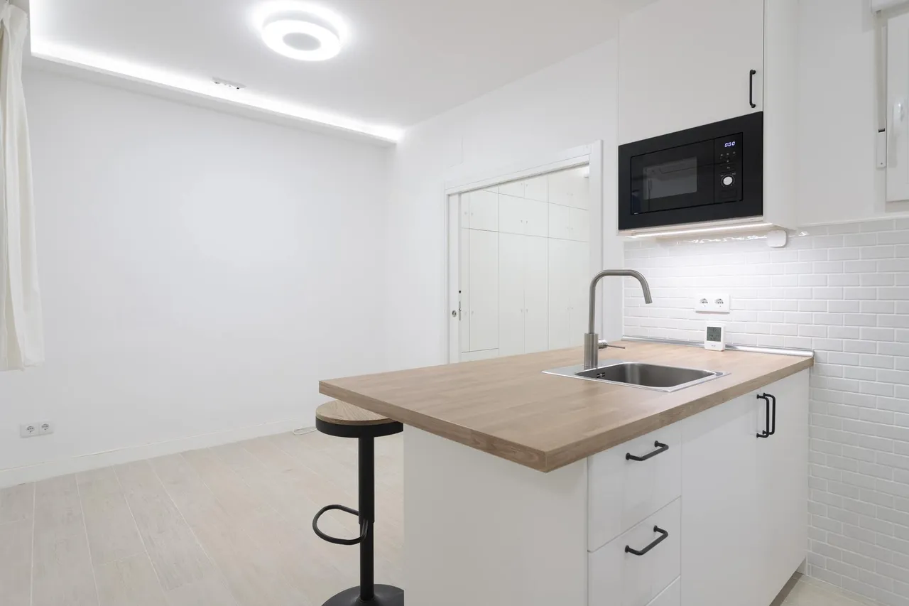 living - 60m² apartment for rent in Goya, Madrid - gallery - 2