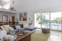 living - Casa / villa de 251m² en venta en Bétera, Valencia - gallery thumbnail - 9
