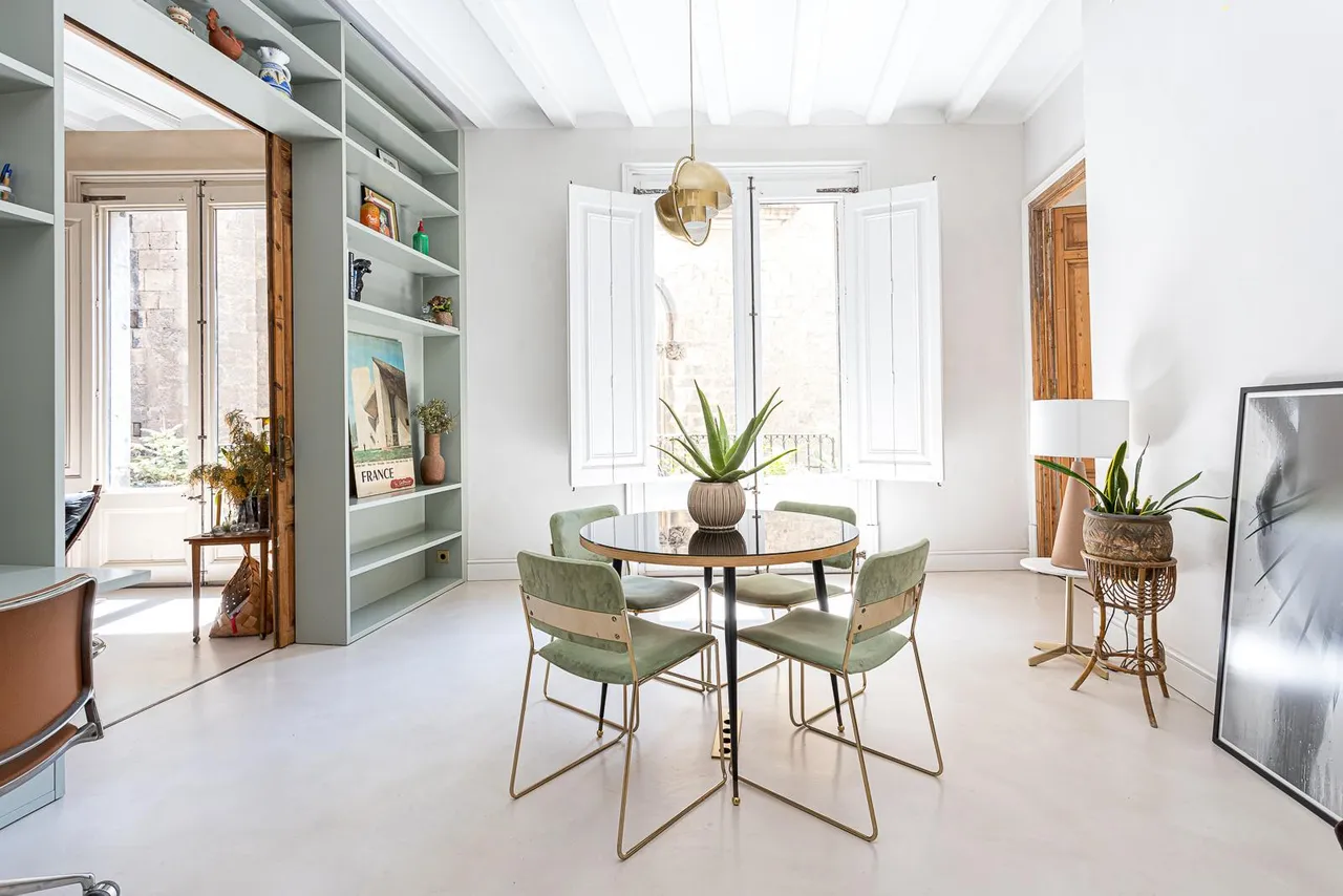 living - Piso de 178m² con 7m² terraza en venta en Gótico, Barcelona - gallery - 3