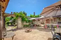 living - Casa rural de 1,385m² en venta en Baix Empordà, Girona - gallery thumbnail - 4