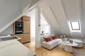 living - Piso de 60m² en venta en Castellana, Madrid - featured