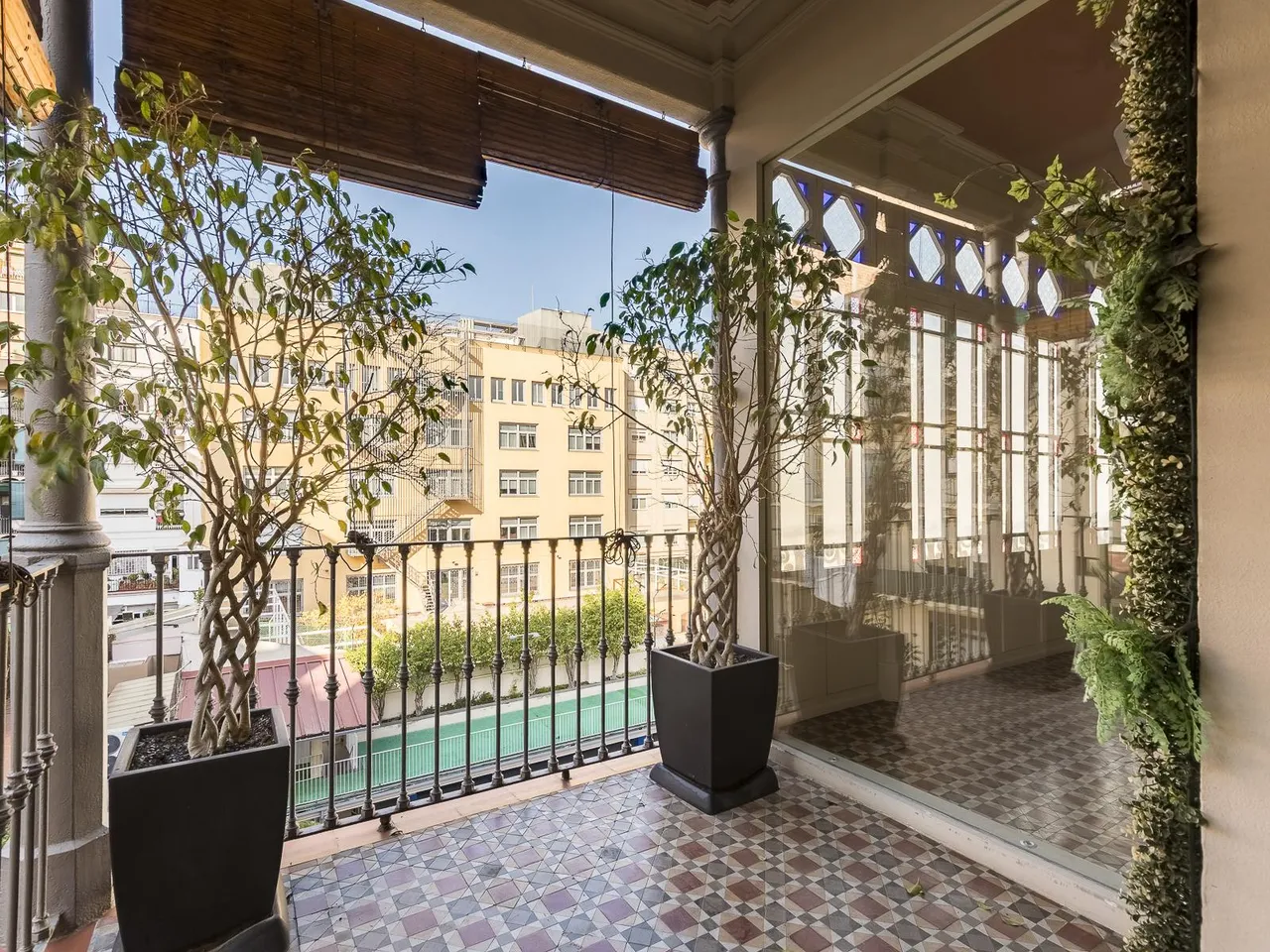 living - 196m² apartment with 7m² terrace for sale in Eixample Right - gallery - 5