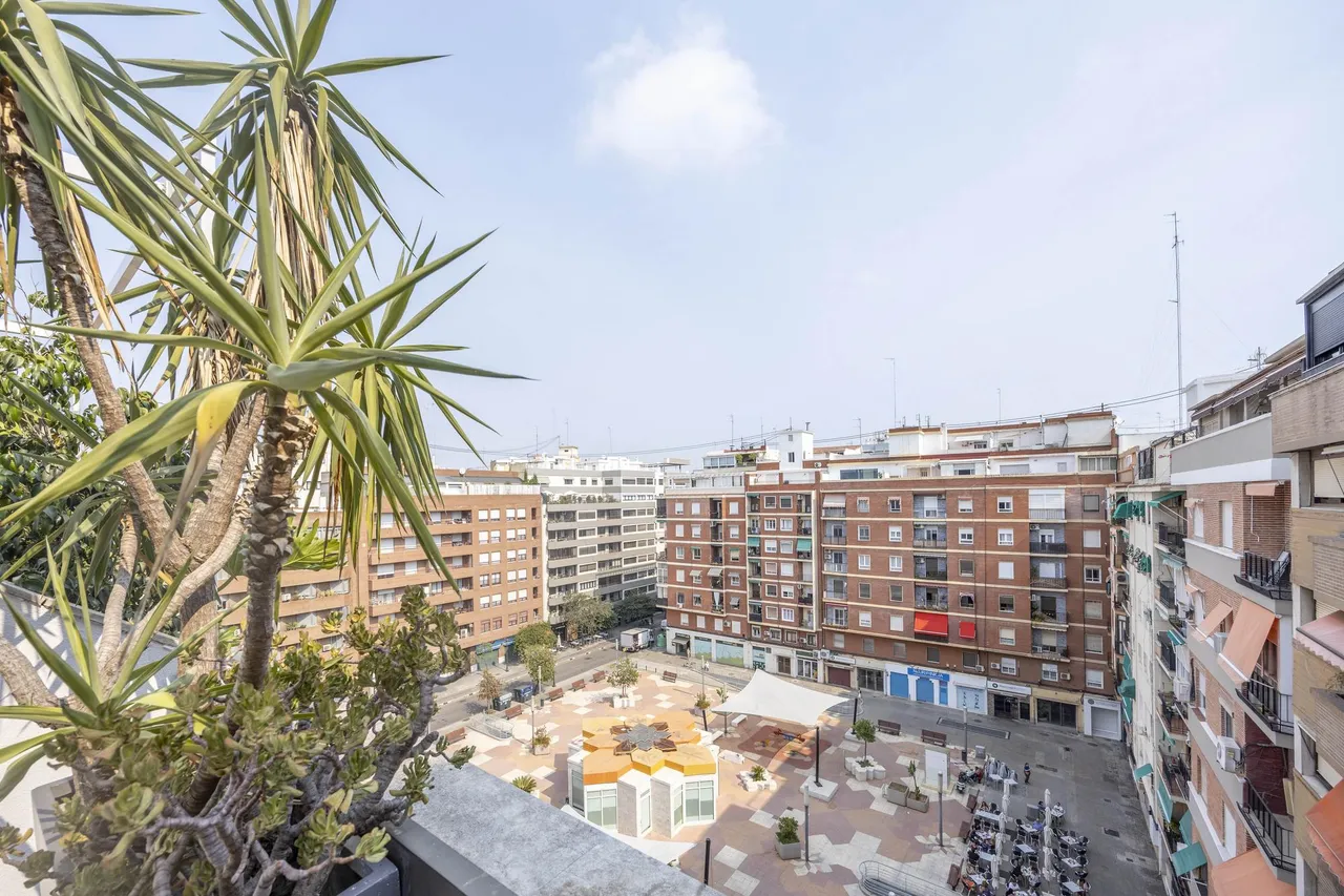 living - Ático de 2 dormitorios con terraza, en alquiler en Pla del Real - gallery - 8