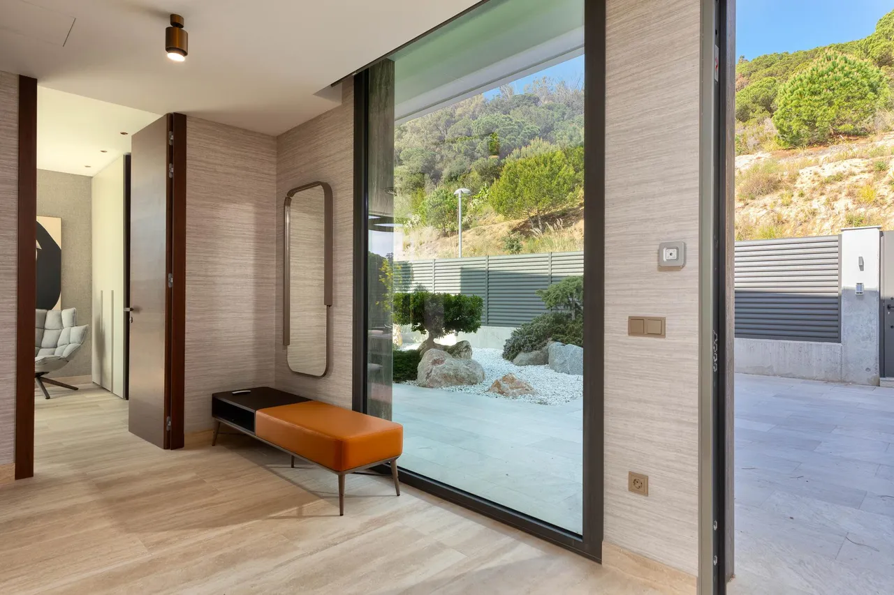 living - 487m² house / villa for sale in Blanes, Costa Brava - gallery - 5