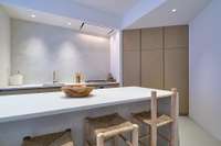 living - 128m² apartment for rent in Ruzafa, Valencia - gallery thumbnail - 9