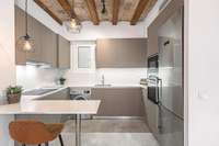 living - Piso de 88m² en venta en Gótico, Barcelona - gallery thumbnail - 1
