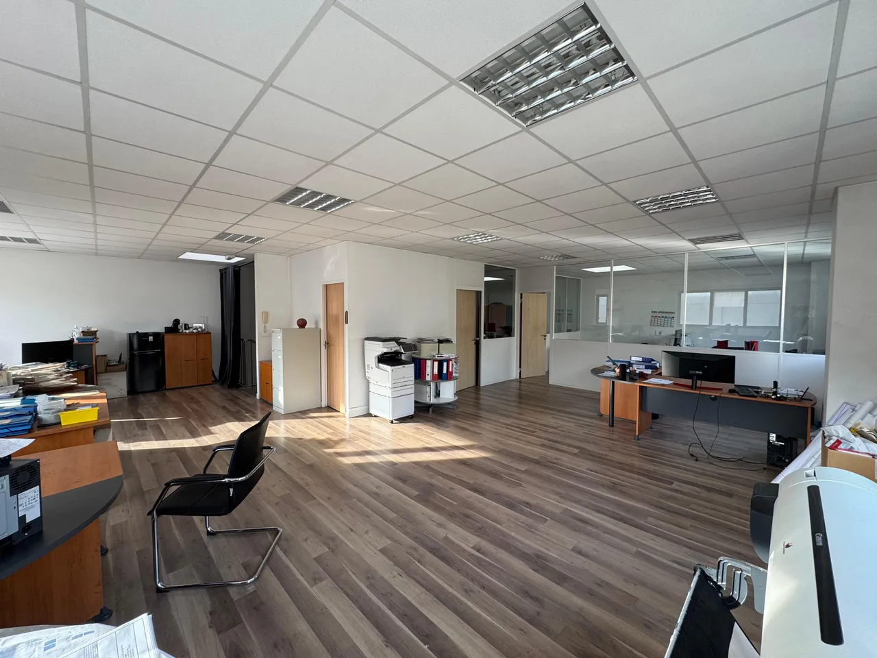 logistics - Light Industrial Premises / Offices For Sale - gallery - 6
