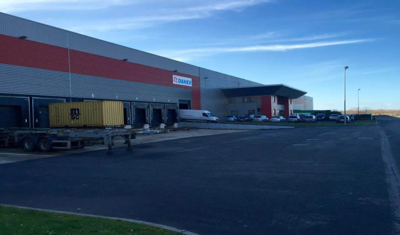 logistics - Entrepôt Logistique À Louer - gallery - 3