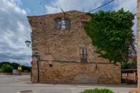 living - Casa rural de 613m² en venta en Alt Empordà, Girona - gallery thumbnail - 8