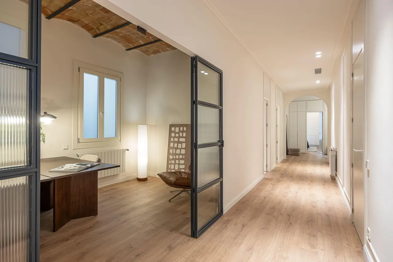 living - Piso de 231m² con 9m² terraza en venta en Eixample Derecho - gallery - 7