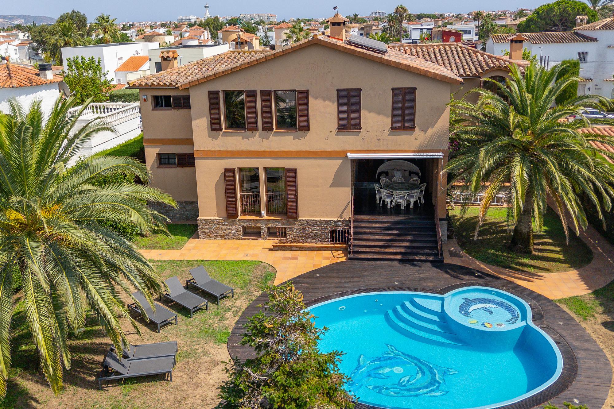 living - Casa / villa de 584m² en venta en Empuriabrava, Costa Brava - featured