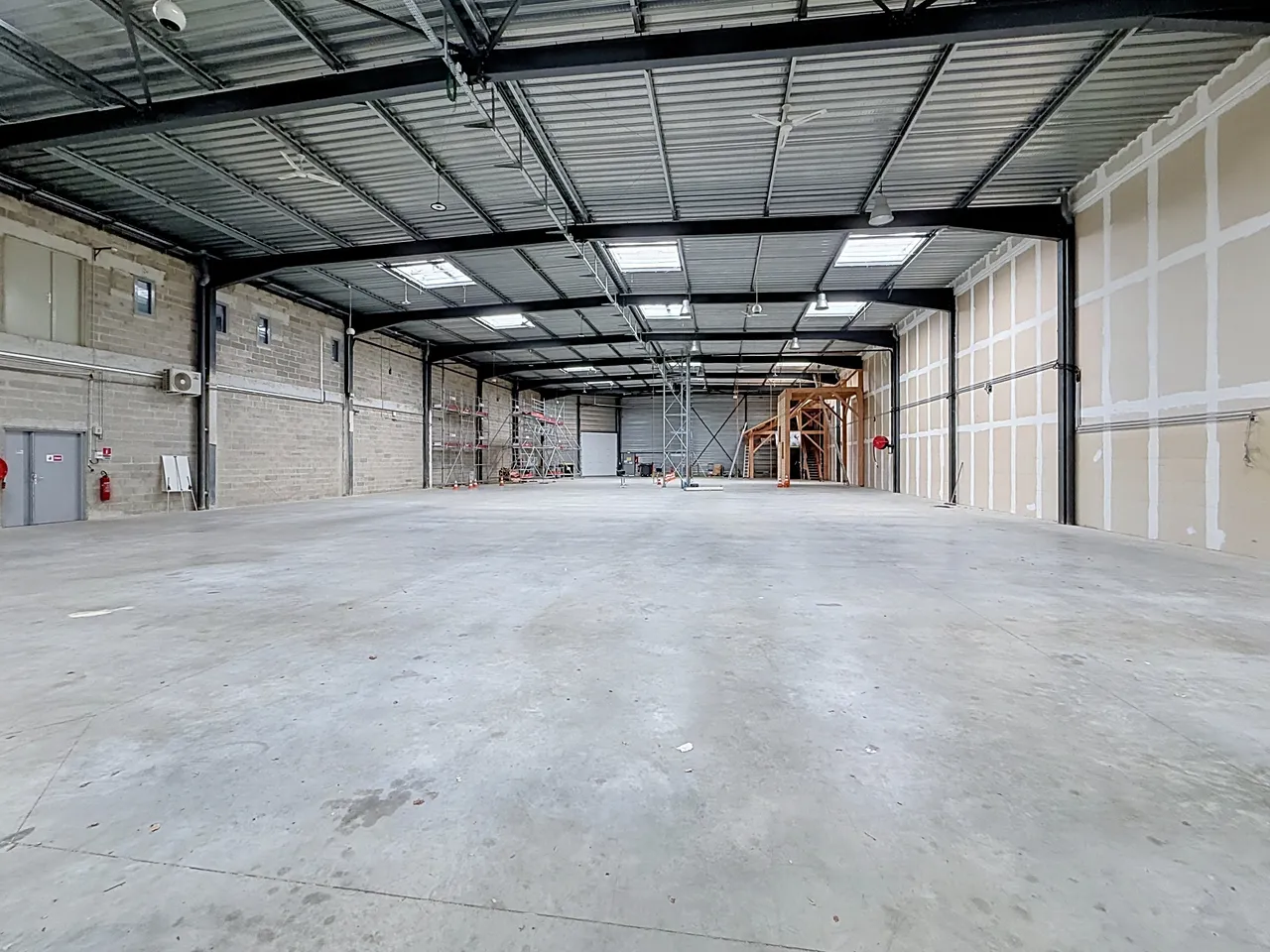 logistics - Activités / Bureaux À Louer - gallery - 5