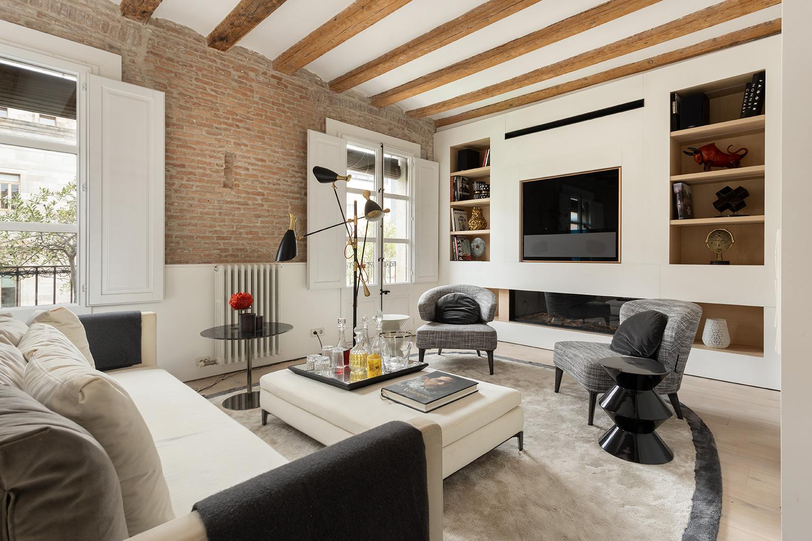 living - Piso de 132m² en venta en Gótico, Barcelona - featured