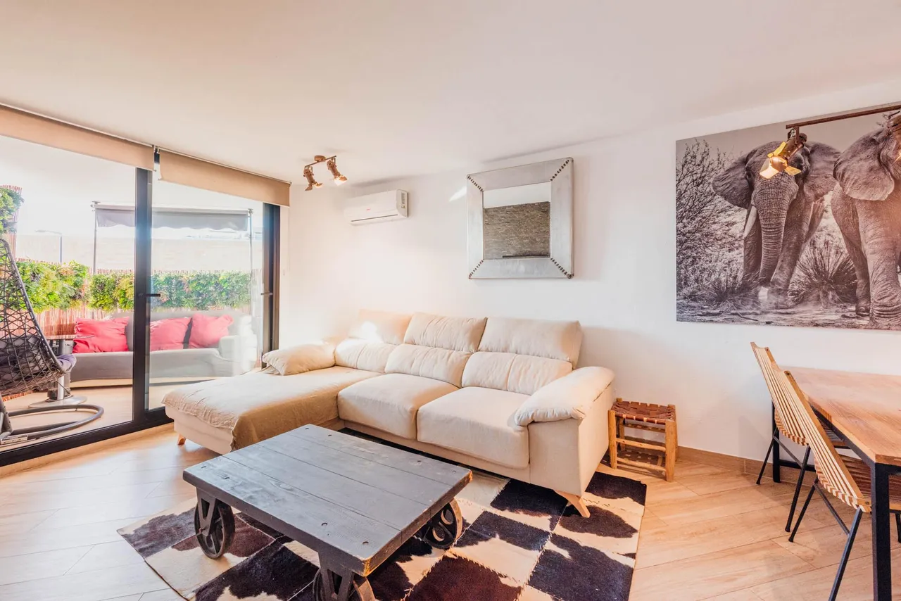 living - Piso de 90m² con 10m² terraza en venta en Ibiza ciudad - gallery - 5