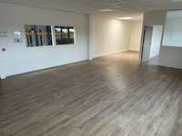 logistics - Light Industrial Premises / Offices For Rent - gallery thumbnail - 6