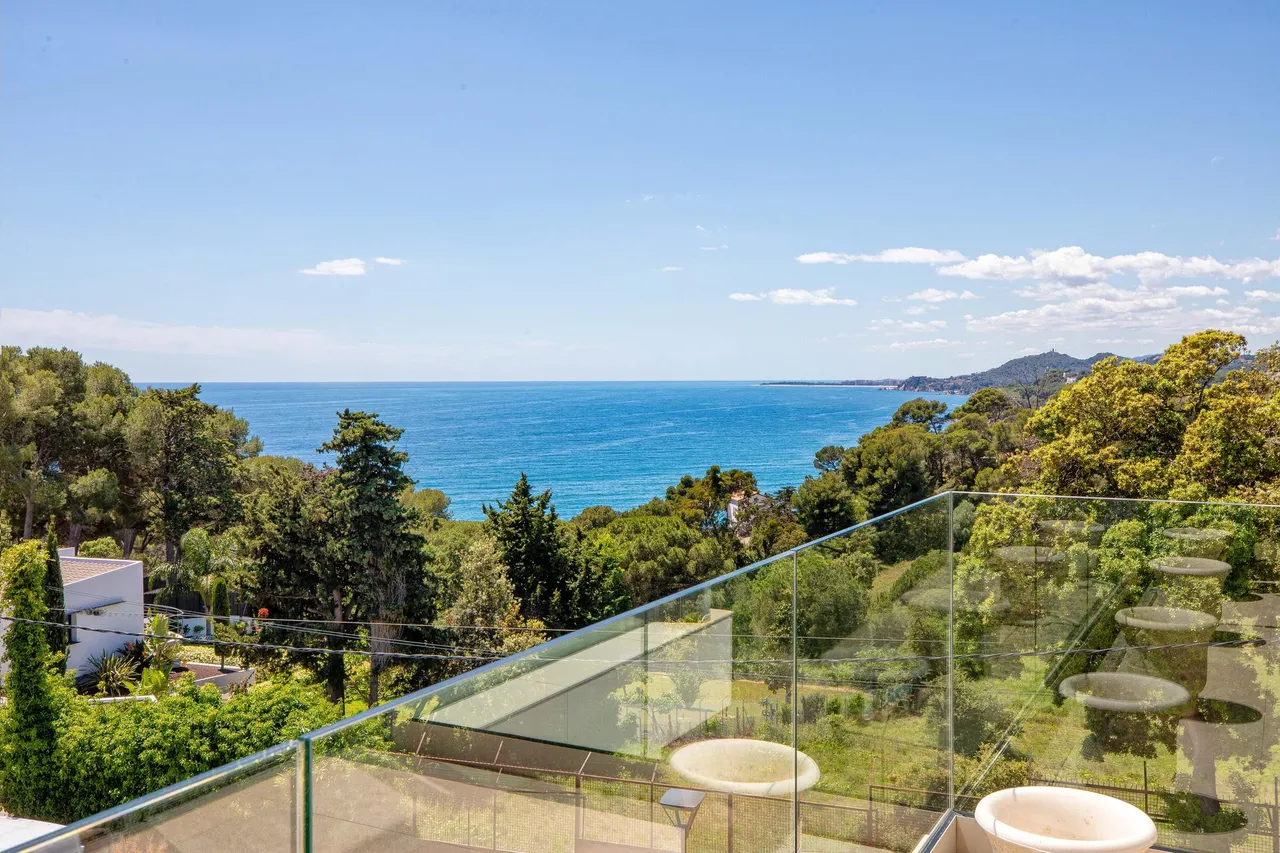 living - Casa / villa de 651m² en venta en Lloret de Mar - gallery - 2