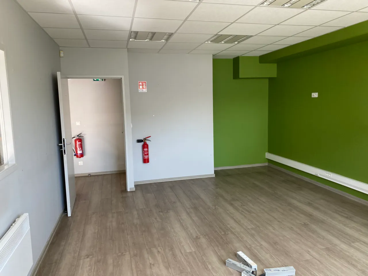 logistics - Light Industrial Premises / Offices For Rent - gallery - 8