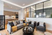 living - Piso de 76m² en venta en Arganzuela, Madrid - gallery thumbnail - 1