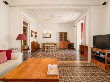 living - Piso de 156m² en venta en Eixample Derecho, Barcelona - featured