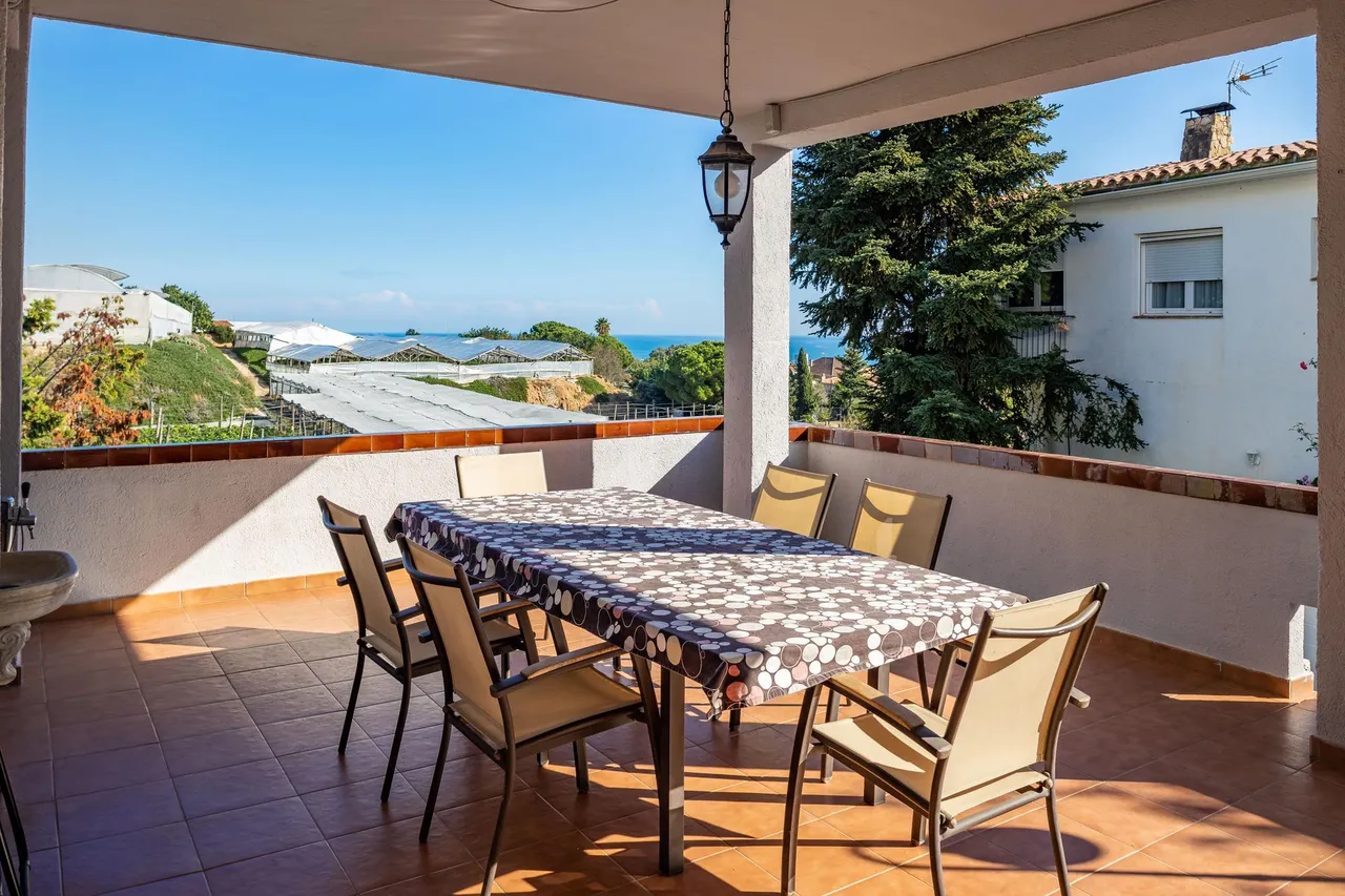 living - Masía de 343 m² en venta en Cabrils, Barcelona - gallery - 3