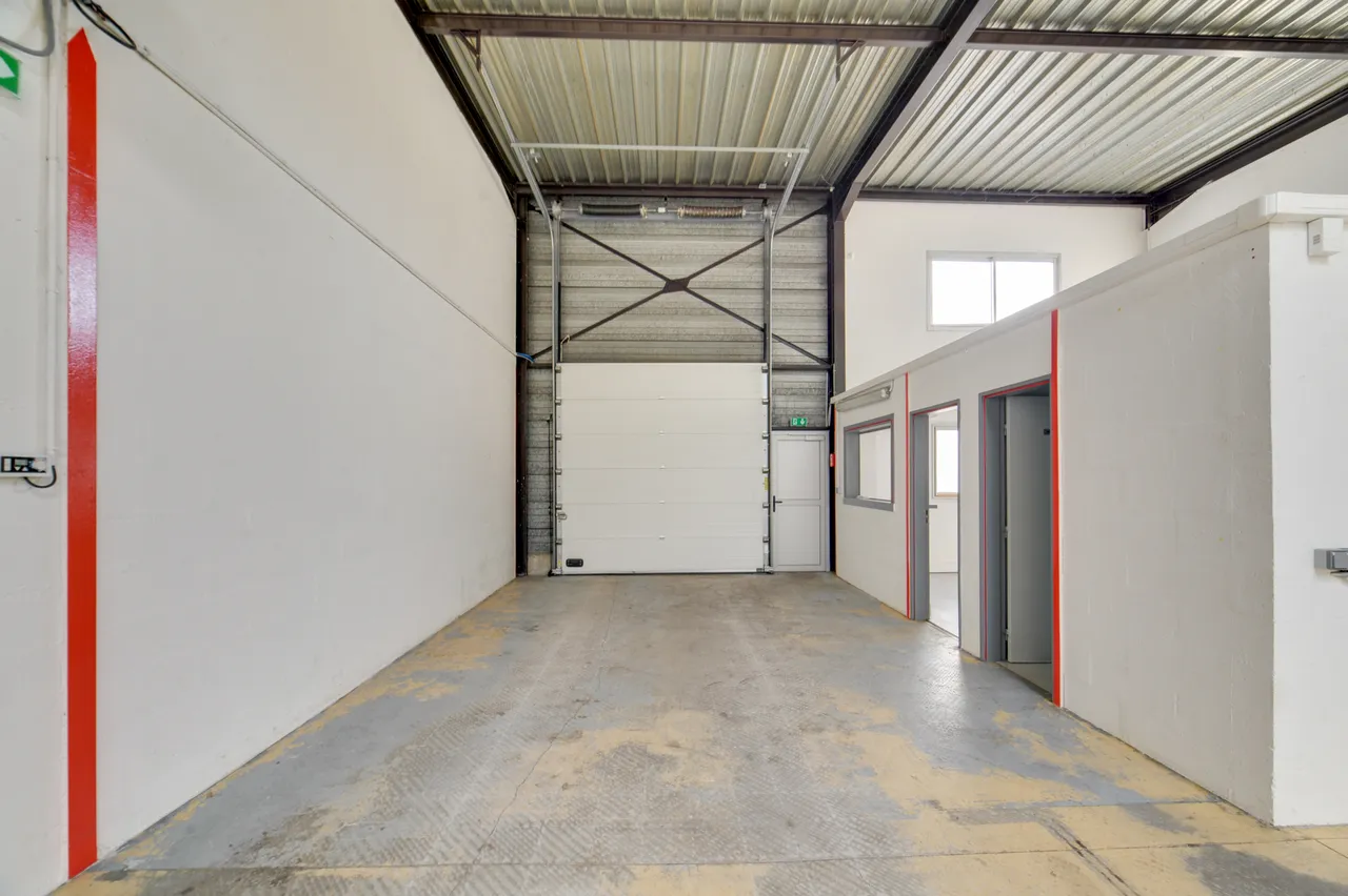 logistics - Activity Facility For Rent - gallery - 5
