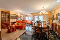 living - 200m² apartment for sale in Extramurs, Valencia - gallery thumbnail - 5