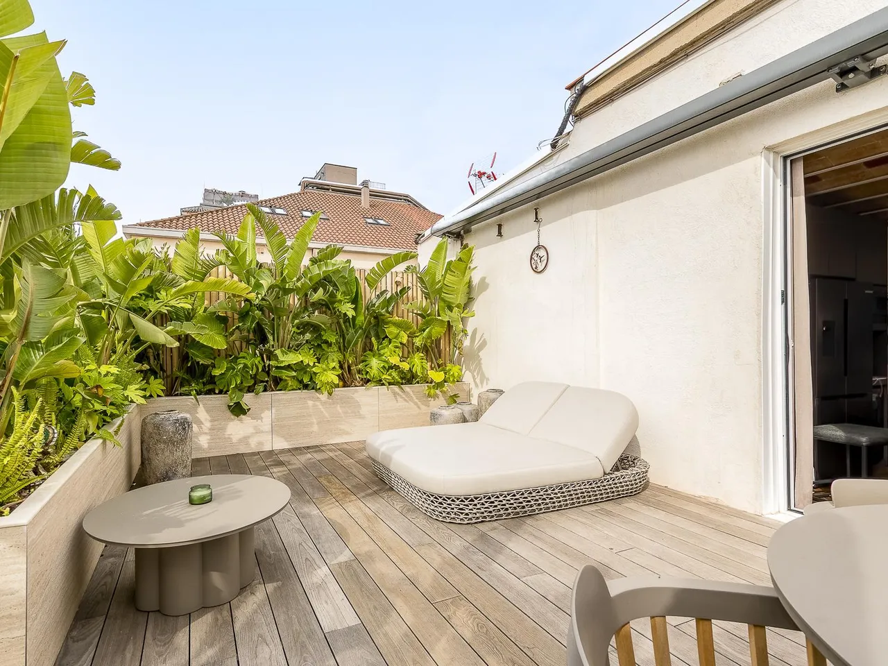 living - Ático de 52m² con 62m² terraza en venta en Eixample Derecho - gallery - 8