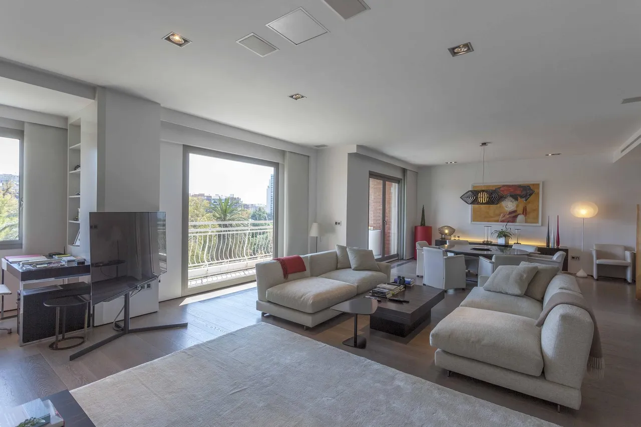 living - 298m² apartment for sale in Gran Vía, Valencia - gallery - 7